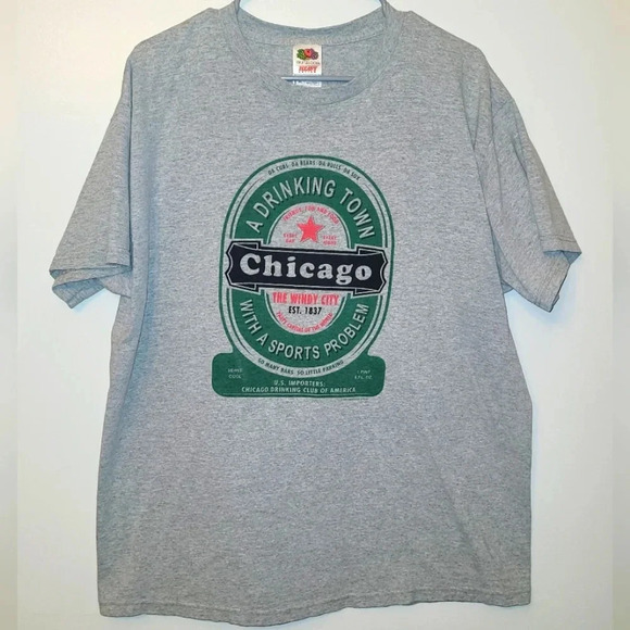 **4/$20 TEES*Chicago "Drinking Town with a Sports Problem" XL men's gray LOT D11 - Picture 1 of 4